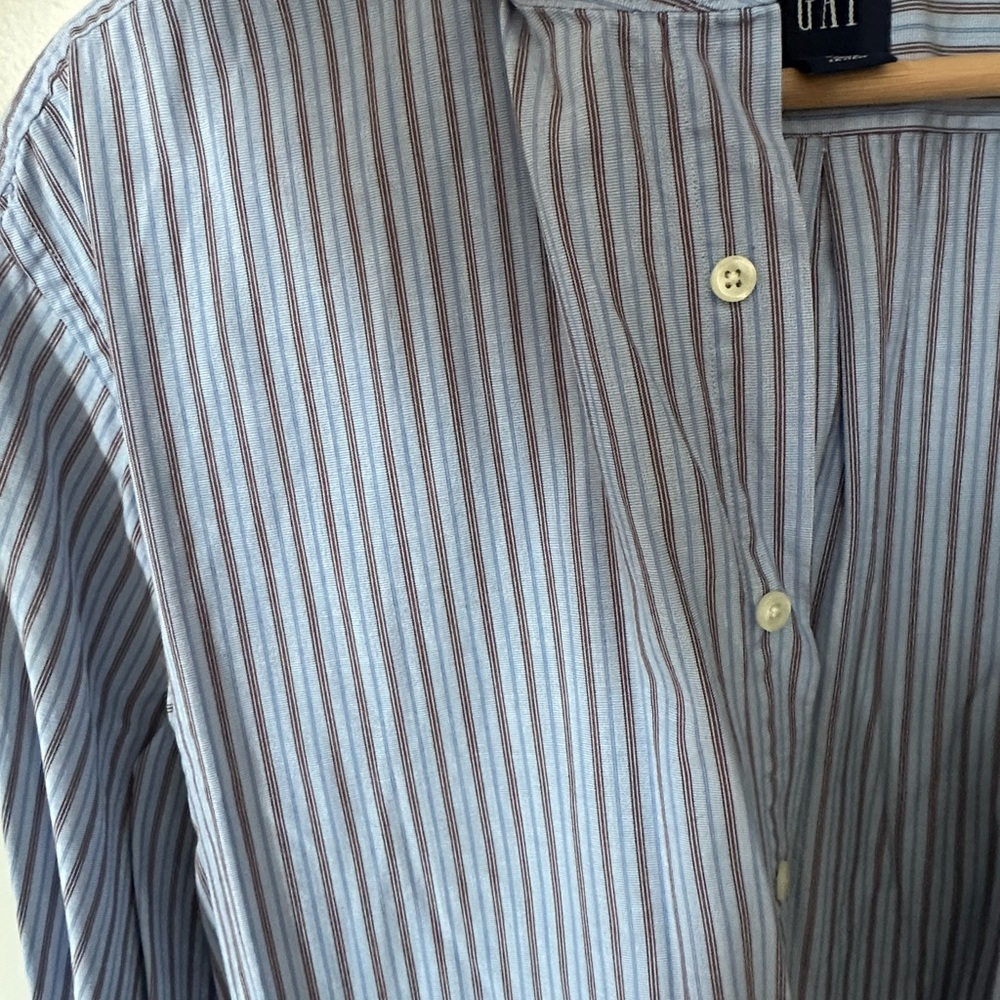GAP Men's Light Blue and Red Striped Shirt
